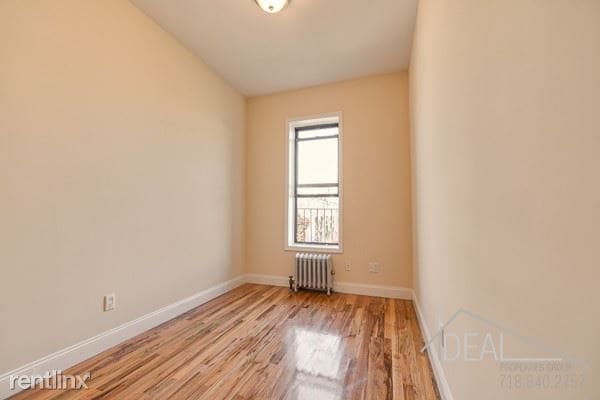 Building Photo - 543 Bergen St