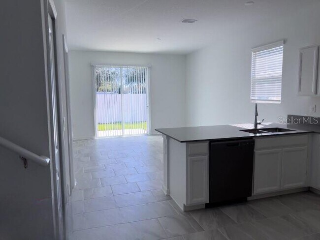 Building Photo - 7648 Danube Rd