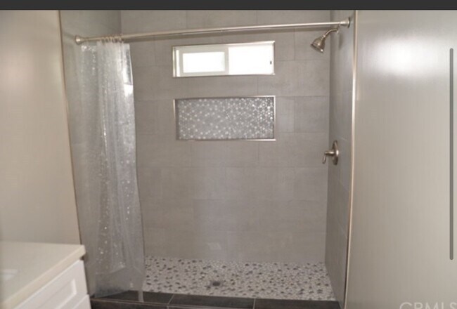 Remodeled Batroom - 820 9th St