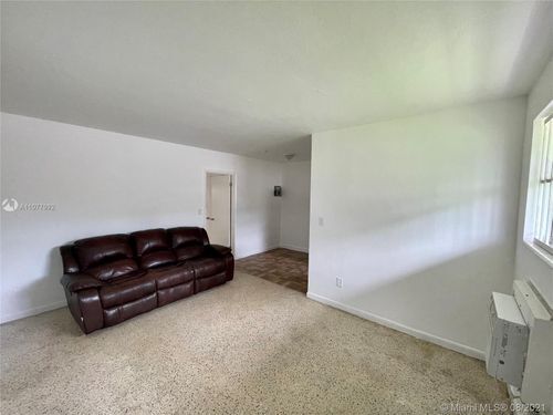 Foto del edificio - 3110 NW 135th St