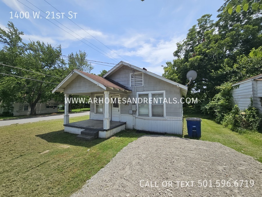 Primary Photo - 1400 W. 21st St | $500 | 2 beds, 1 full bath