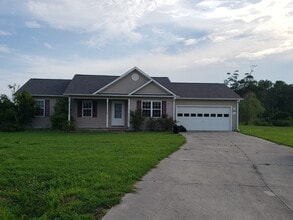 Building Photo - 406 S Grazing Ct