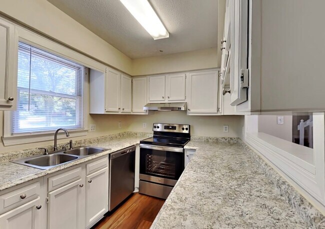 Foto del edificio - 3612 Ladywood Ct