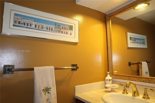 Building Photo - 555 NE 15th St