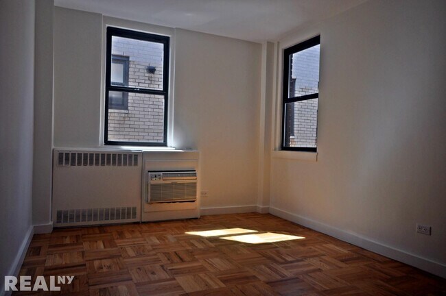 Foto del edificio - 435 E 79th St