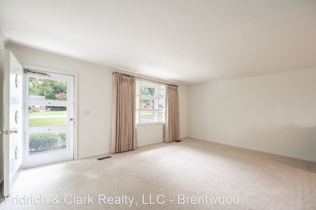 Foto del edificio - 3 br, 1 bath House - 202 Cottage Ln