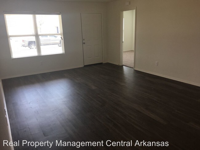 Building Photo - 4 br, 2 bath House - 3701 Churchill Dr.