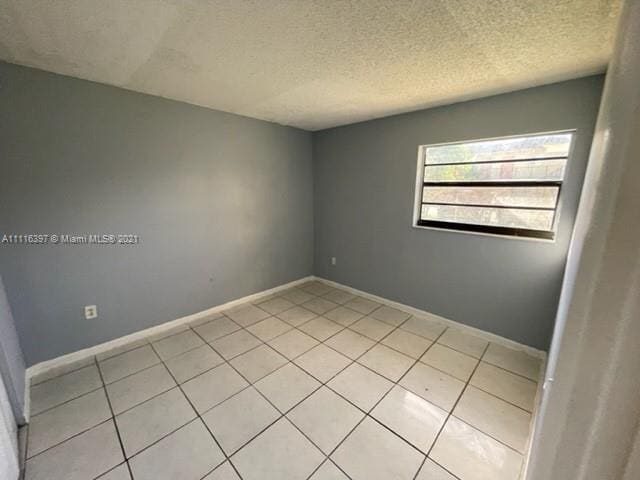 Building Photo - 13903 NE 3rd Ct