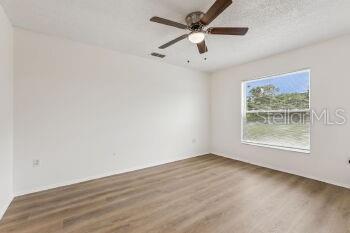 Foto del edificio - 2090 Jessa Dr