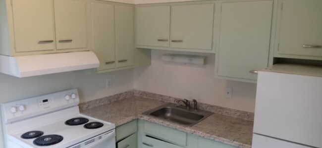 Foto del edificio - 2648 Harrison Ave