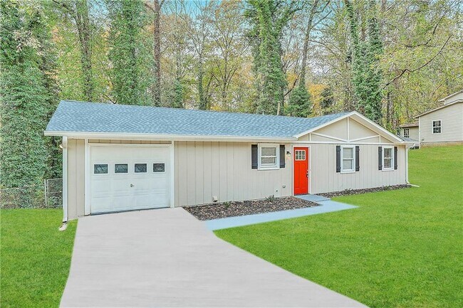 Foto del edificio - 210 Hunt Ridge Dr