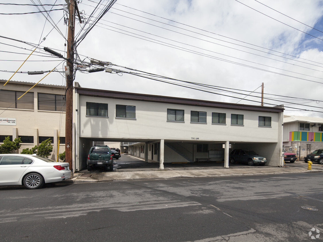Primary Photo - 730 Umi St