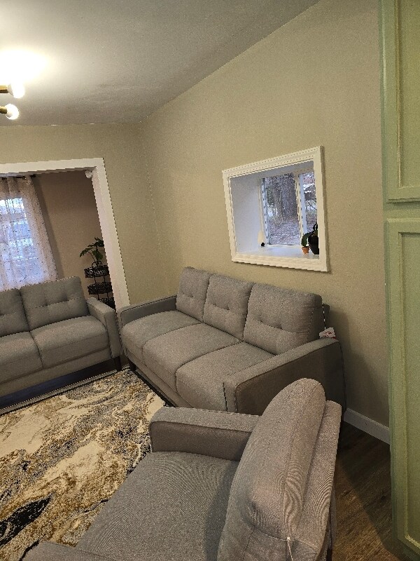 Foto del edificio - 56061 Francis Ave