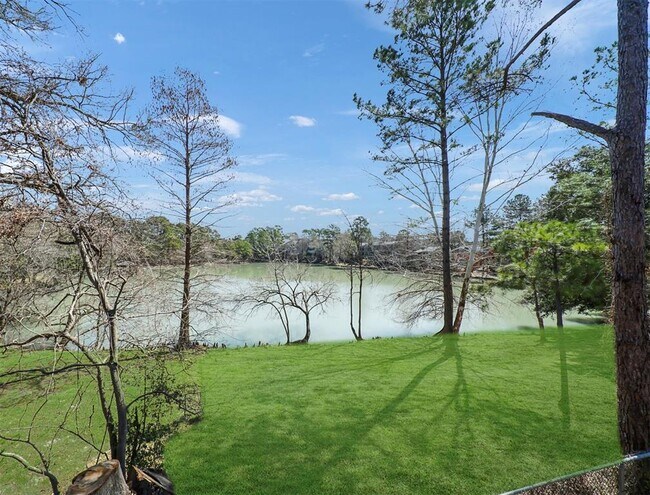 Building Photo - 1202 Trace Dr