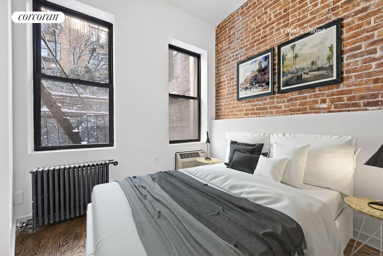 Foto principal - 57 E 3rd St