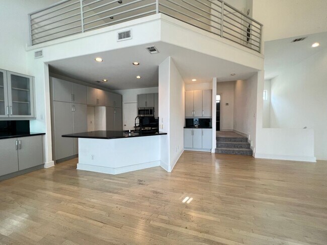 Foto del edificio - 3532 Cedarplaza Ln