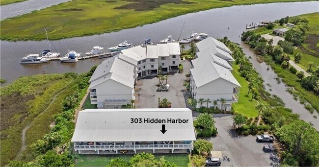 Building Photo - 303 Hidden Harbor Rd