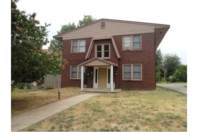  - 1412 NW 11th St