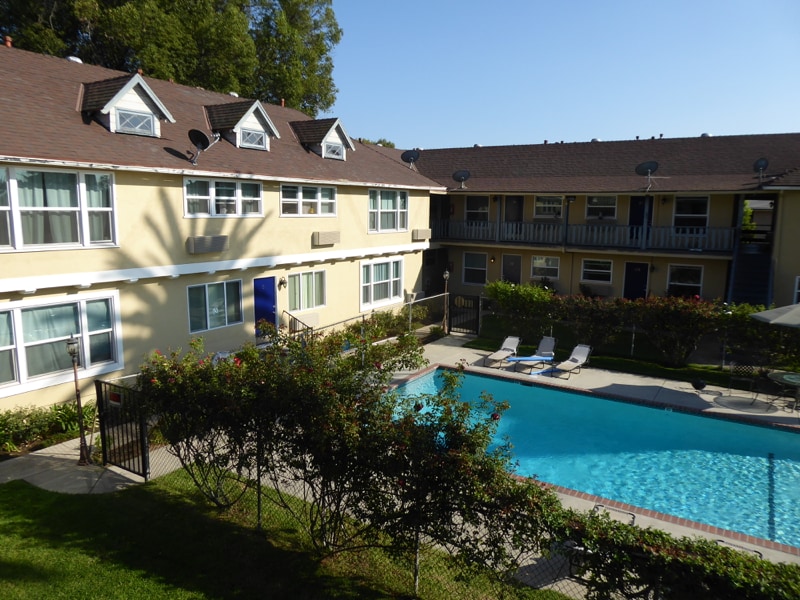 Photo - 6222 Hazeltine Ave (Los Angeles, CA)