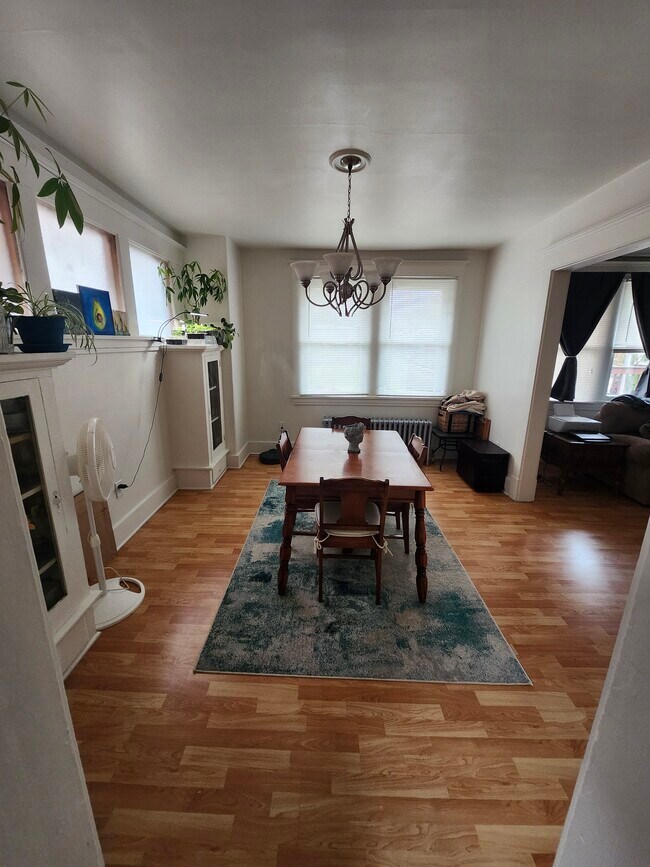 Foto del edificio - 725 Bellaire Ave