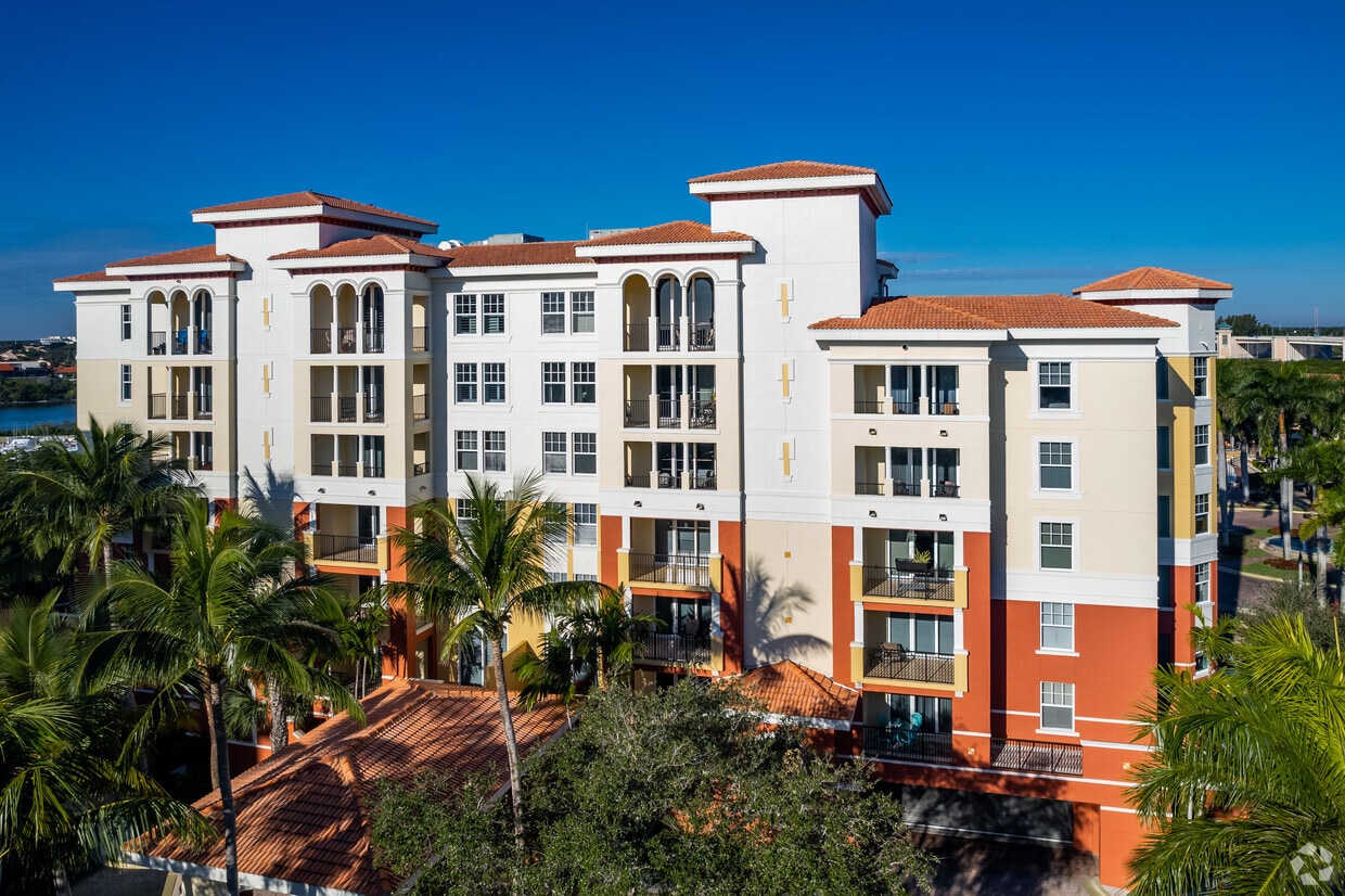 500 S US Highway 1 - Jupiter Yacht Club