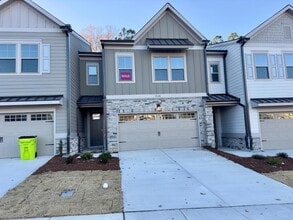 Building Photo - 2126 Maggie Vly Dr