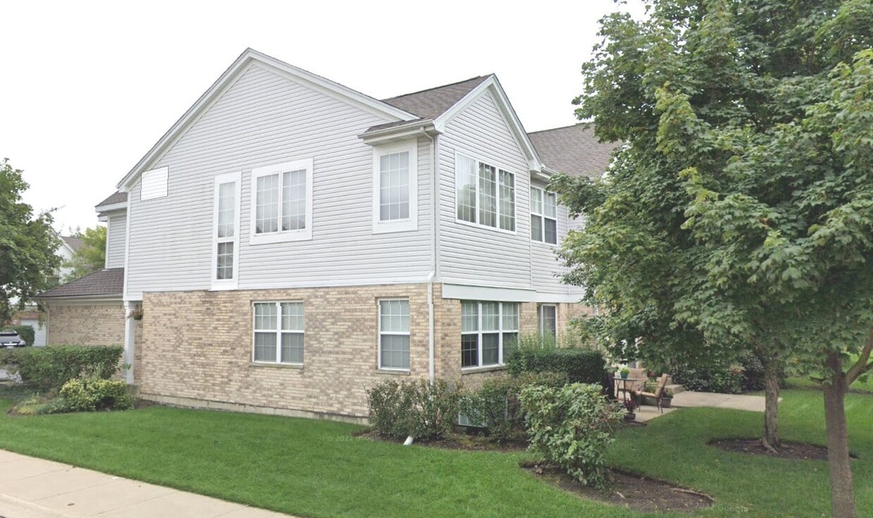 Primary Photo - 272 Bay Dr