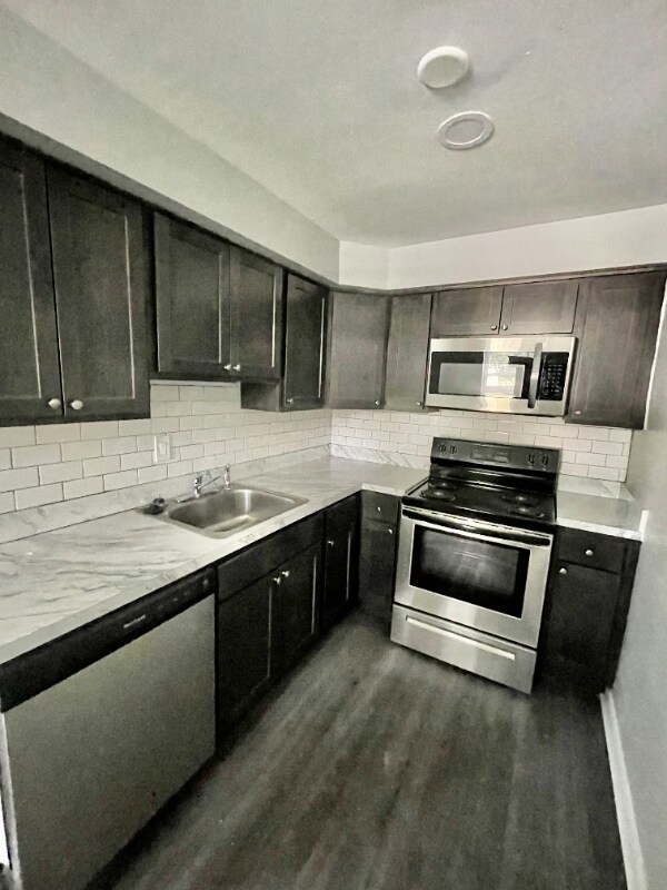 Foto del edificio - 3310 Old Capitol Trl