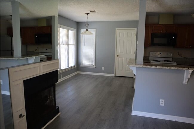 Building Photo - 1103 Garden Ct