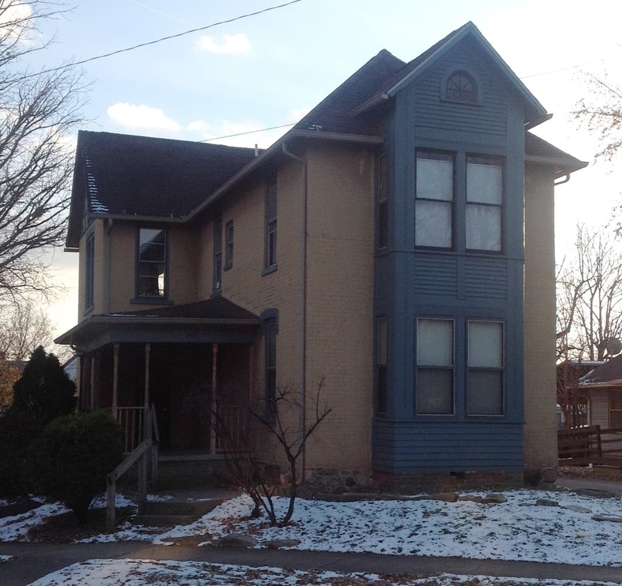 Primary Photo - 1113 State St