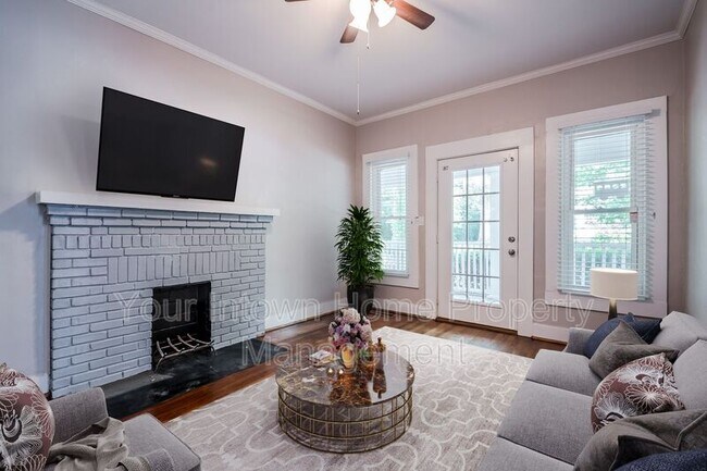 Foto del edificio - 1143 Gracewood Ave
