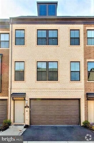 Building Photo - 3066 Alan Shepard St