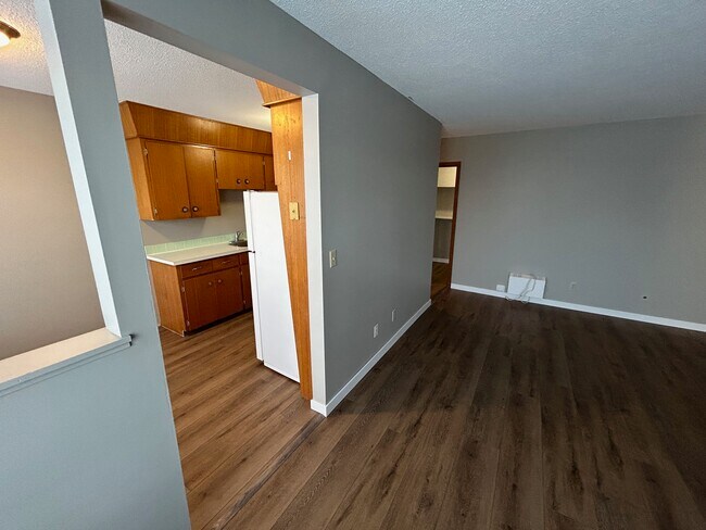 Photo du bâtiment - 443-443 Lorne St N