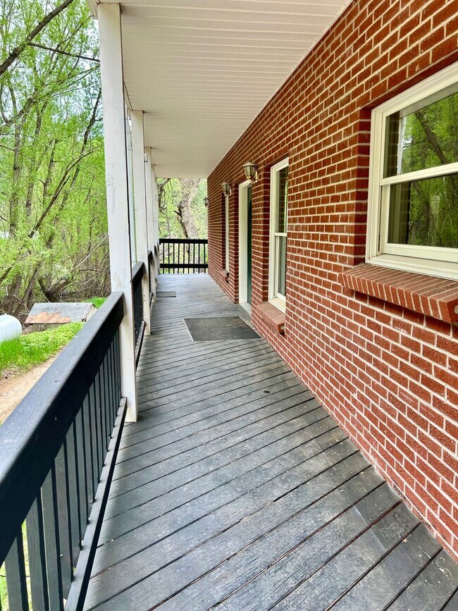 Foto del edificio - AUGUST 2026 PRELEASE - Beautiful 4Bd/4Ba Home in Fourmile Canyon