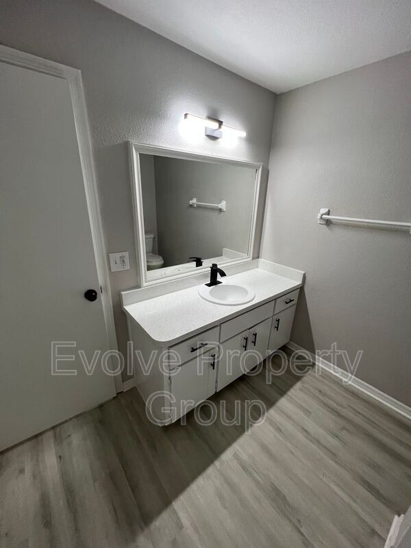Foto del edificio - 4955 Orange Blvd