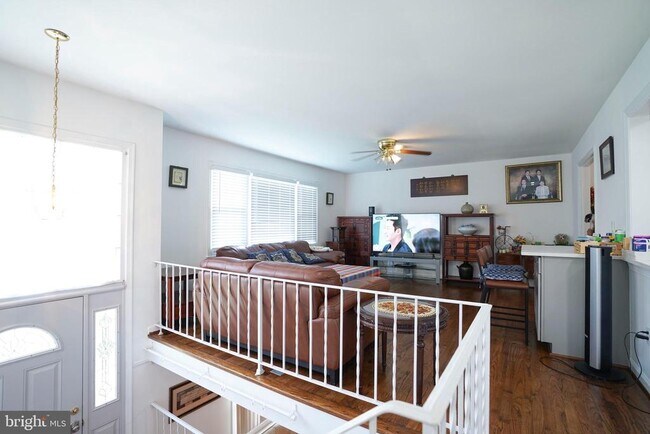 Foto del edificio - 1636 Great Falls St