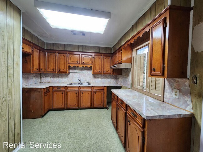 Foto del edificio - 3 br, 2 bath House - 4395 Beverly Avenue