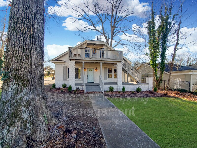 Primary Photo - 3201A Old Buncombe Rd