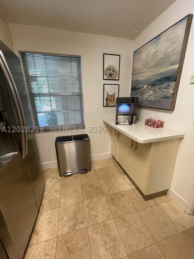 Building Photo - 4000 Cypress Grove Way