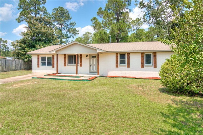Building Photo - Beautiful 4 Bedroom Home