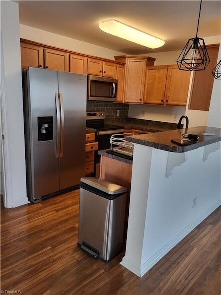 Building Photo - 1625 Cherry Blossom Ln