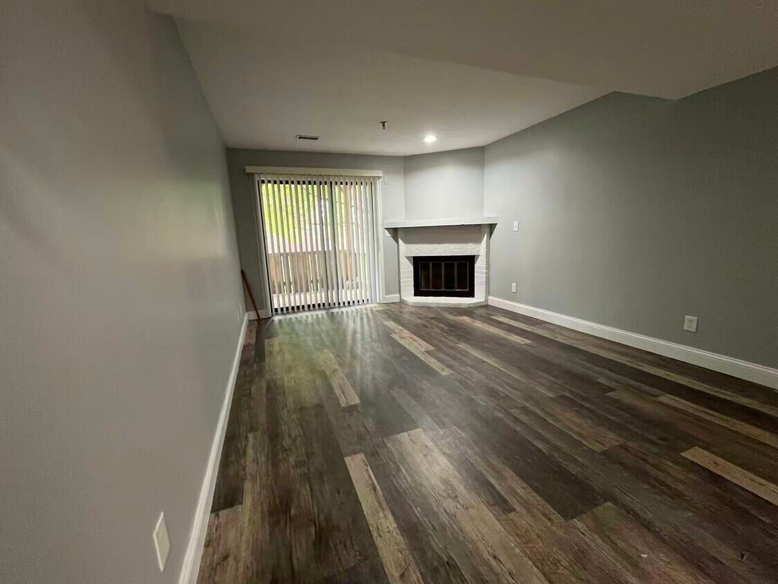 Foto principal - 1360 Brook St