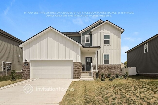 Building Photo - 204 E Millbrook Dr