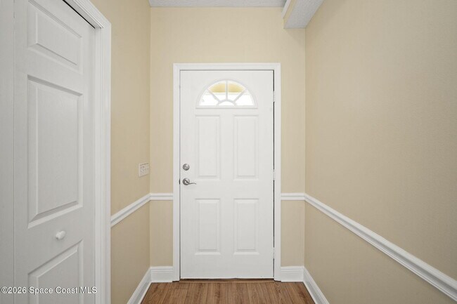 Building Photo - 5325 Country Ln