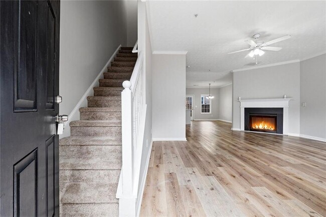 Building Photo - 5072 Leeshire Trace