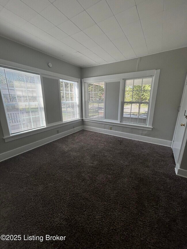 Foto del edificio - 1836 Algonquin Pkwy