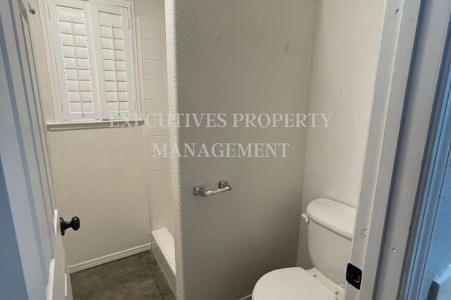 Building Photo - 3341 El Dorado Ct