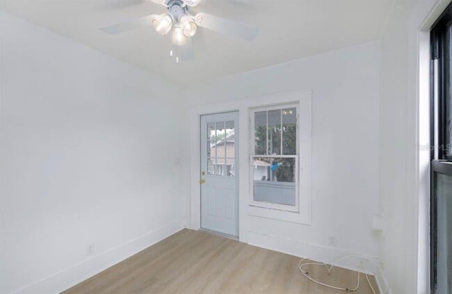 Foto del edificio - 622 7th Ave N