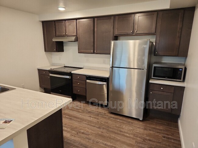 Foto del edificio - 1365 Rodgers St