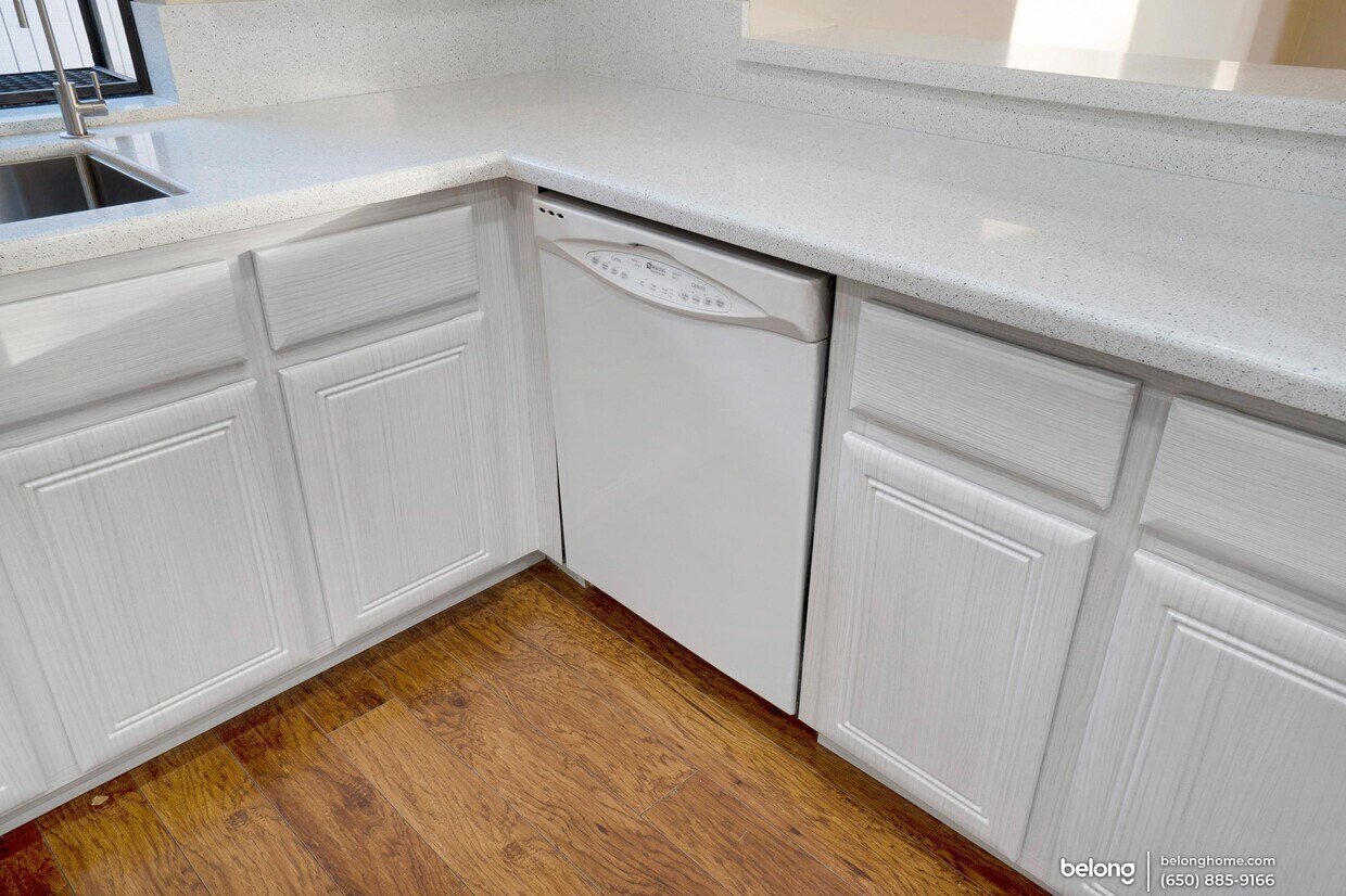 Foto principal - 928 Wright Ave